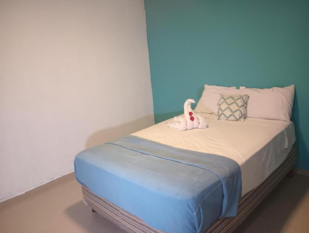 Hotel Playa Y Mar Suites - Avenida Quinta - Only 1 Block From Beach!!!