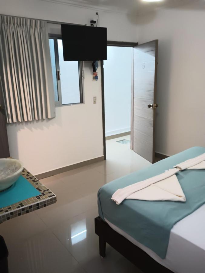 Playa Y Mar Suites - Avenida Quinta - Only 1 Block From Beach!!!